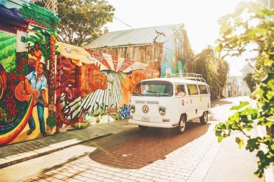 Recorre san francisco en un vw clásico, descubre las painted ladies, callejones con murales y el golden gate con snacks, bebidas y recogida en hotel.