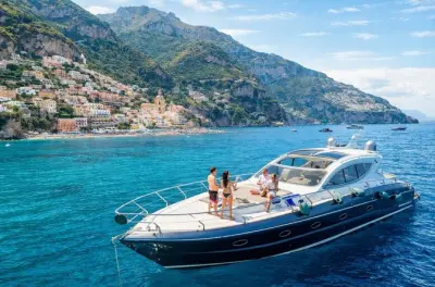 Yacht privé sur la côte amalfitaine avec pauses baignade incluses