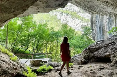 Excursión a la cueva Pellumbas y cañón Erzeni desde Tirana