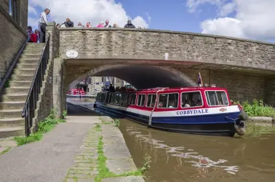 Skipton canal : Croisière d’une heure avec le comédien Dave Spikey