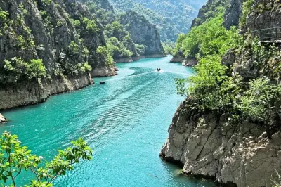 Skopje Tagesausflug: Matka Canyon, Vodno Berg & Alter Basar