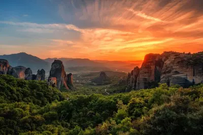 Coucher de soleil à Meteora et monastères, guidé depuis Kalabaka