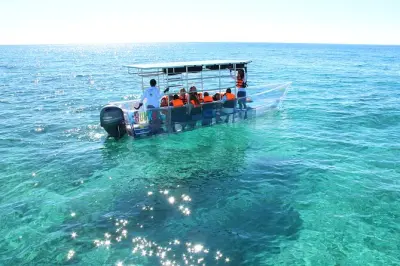 Invisible Boat Tour: Rainbow Reef & Papa Doc Wreck