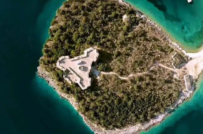 Riviera albanese da Saranda: Porto Palermo, Himara e Vuno