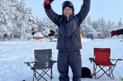 Pêche sur glace à Levi : Techniques traditionnelles et soupe chaude