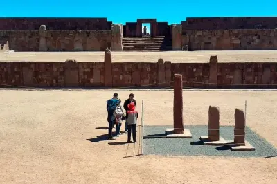 Tiwanaku e Puma Punku: Ruínas da UNESCO com guia