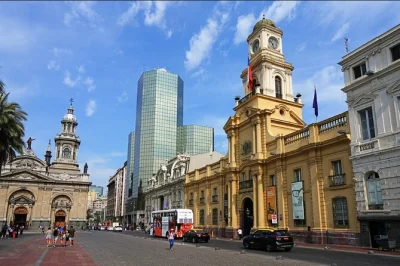 Let santiago surprise you—ride the san cristobal cable car, wander lastarria’s art-filled streets, and see la moneda palace. includes hotel pickup and local guide.