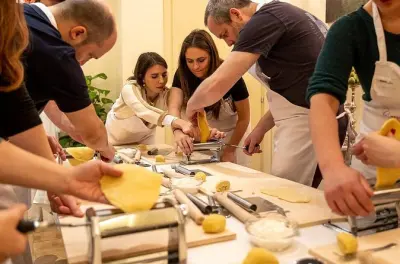 Pasta- und Tiramisu-Kurs in Ostuni: Zwei Pastasorten selbst machen