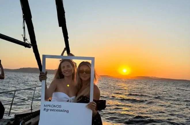 Mykonos sunset cruise: Swim, snorkel, dinner and drinks