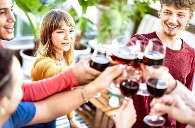 Dégustation de vins à Menton : 9 vins, fromage et tarte au citron