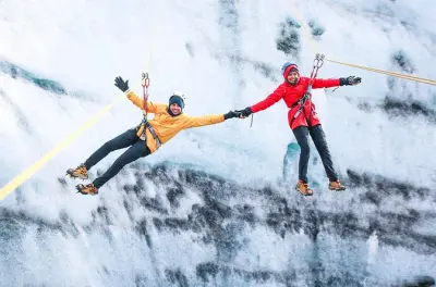 Geführte Wanderung und Eisüberquerung am Sólheimajökull-Gletscher