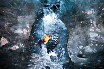 Eisklettern in Skaftafell mit Profi-Fotograf, 20 Fotos inklusive