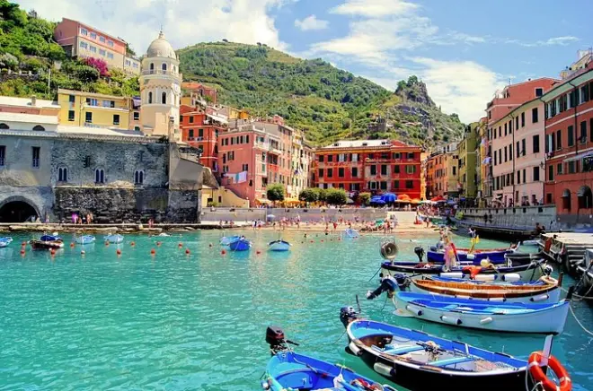 Cinque Terre depuis La Spezia : Minivan privé et ferry