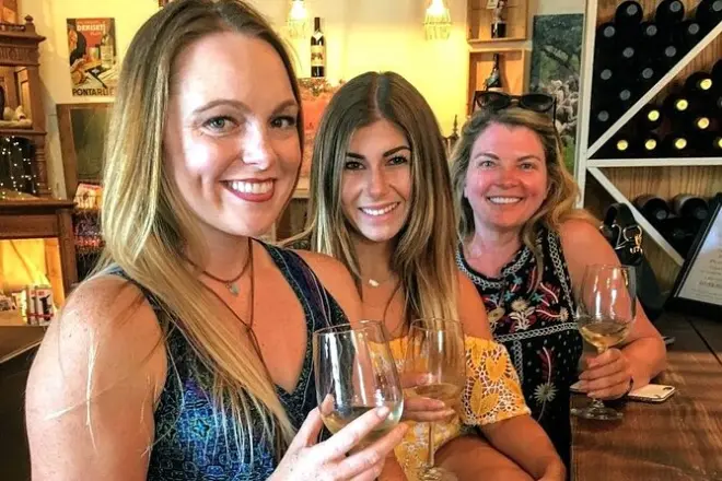 Carlsbad wine crawl: Tour con assaggi e piccoli piatti