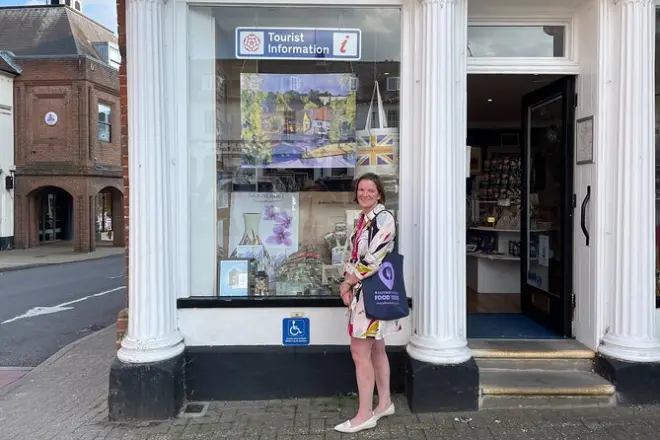 Saffron Walden: Produtores locais e história do mercado gastronômico