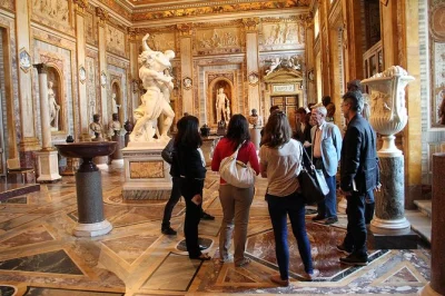 Explore a galeria borghese em roma com grupo reduzido, evite filas e descubra obras-primas de bernini, caravaggio e canova—ingresso incluso.