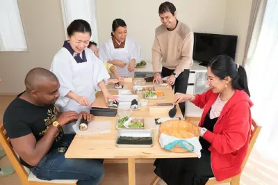 Preparar sushi bento en Kamakura: Enrolla, empaca y llévate a casa