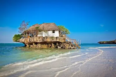 Zanzibar sud-est : Grotte Salaam, plage Mtende et coucher de soleil