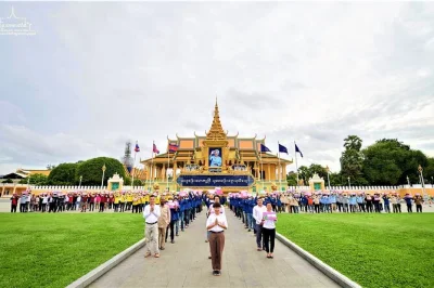 Step into phnom penh’s history, from the royal palace to the killing fields, on a private day tour with all entry fees, local guide, and hotel pickup included.
