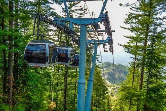 Murree & Galiyat day trip from Islamabad: Chair lift and lunch