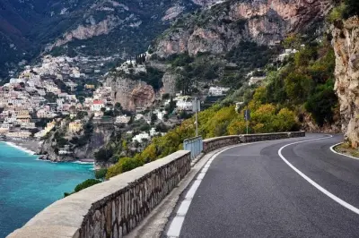 Transfert privé Positano Naples : Mercedes avec chauffeur anglophone