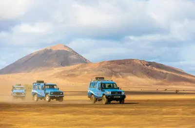 Sal : 4x4 et baignade dans la lagune salée de Pedra de Lume