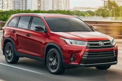 Leave luxor behind with a private transfer to hurghada, including hotel pickup, luggage help, and bottled water—travel at your own pace with a friendly local driver.