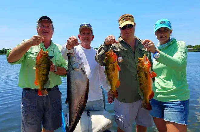 Hechtbarsch-Angeltour am Lake Ida Chain bei Boca Raton