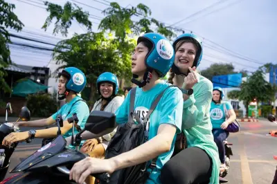 Tour de comida de moto em Chiang Mai: Seis paradas à noite