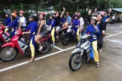 Erlebe da nangs nachtleben mit ao dai fahrerinnen, probiere street food, das du allein nie findest, und genieße den blick auf die beleuchtete dragon bridge. inklusive privatem hoteltransfer.