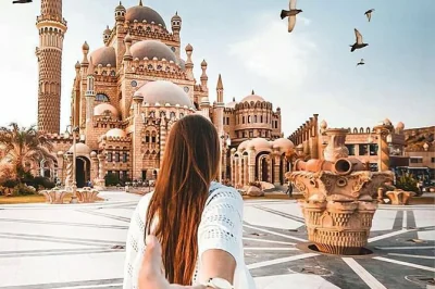 Feel the pulse of sharm el sheikh with a private tour—na'ama bay strolls, mosque visits, and old market shopping, all with local guide and hotel pickup.