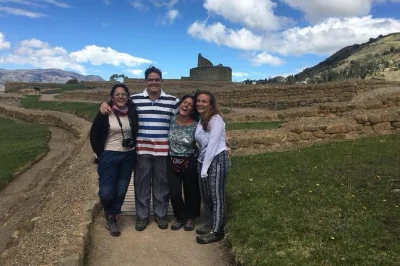 Explore ingapirca ruins, gualaceo markets, and chordeleg’s filigree jewelry on a full-day tour with local guides. includes lunch and private transport.