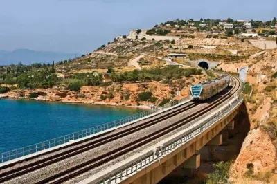 Atenas a Meteora en 2 días: Tren, monasterios y atardecer