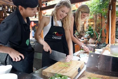 Start your chengdu cooking class with a stroll through a lively spice market, guided by locals. includes tea, hands-on lessons, and lunch or dinner with drinks.