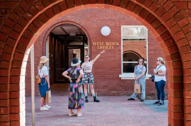 Spie e segreti a Canberra: Tour a piedi sulle donne nello spionaggio