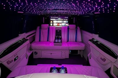 Arrivez en turquie en toute sérénité : transfert privé, voitures neuves et luxe, chauffeurs pros, et support whatsapp en direct. prise en charge à l’aéroport avec wifi à bord.