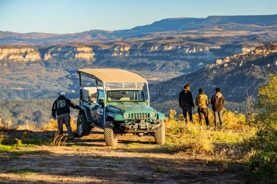 Feel the wind and red dust as you ride up east zion’s peaks by jeep, with snacks, water, and a guide—see zion, elkheart mountains & coral pink sand dunes from above.