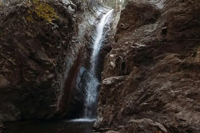 Troodos Mountains 4x4 Tour: Waterfalls & Lace Villages