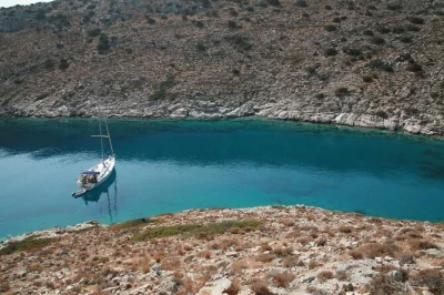 Set sail from heraklion to dia island on a small group sailing trip. swim, snorkel, and enjoy a fresh organic lunch on board. includes hotel pickup and local crew.