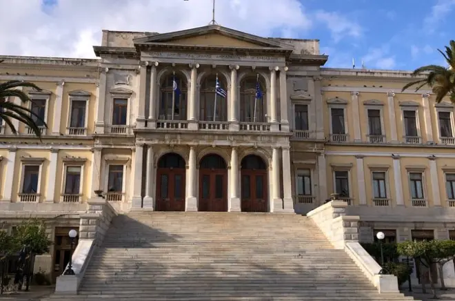 Ermoupoli Walking Tour: Neoclassical Mansions & Local Markets