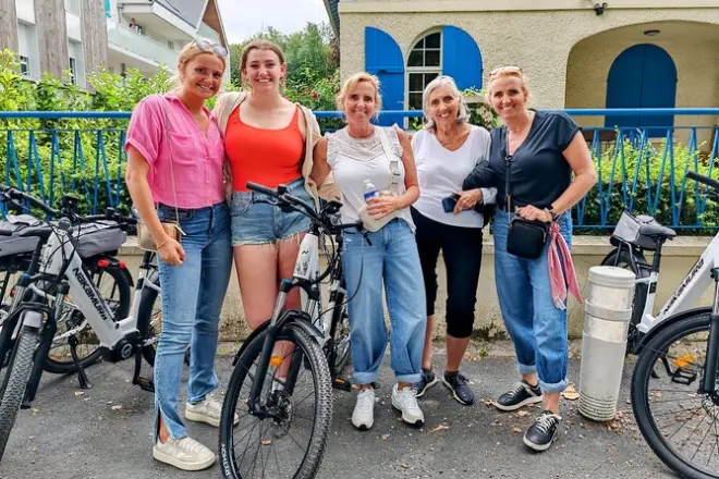 Honfleur in e-bike: Monumenti e tesori nascosti