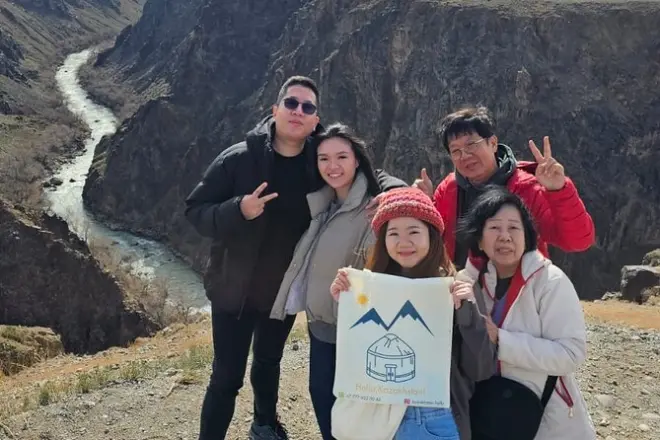 Tour de 2 días a los lagos Kolsay y cañón Charyn desde Almaty