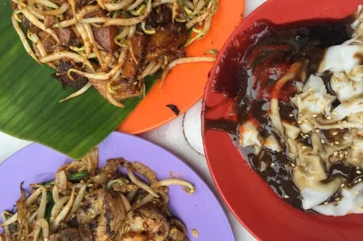 Wander penang’s georgetown on a food tour with dinner, temple visits, and a local cocktail. includes guide, tastings, and easy meeting point near top sights.