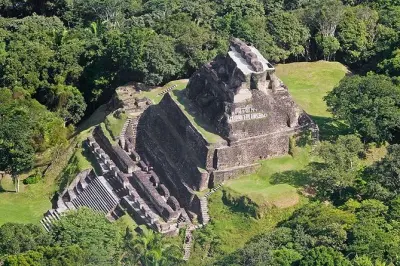 Xunantunich Maya-Ruinen: Fährüberfahrt & Besuch von El Castillo