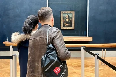 Découvrez le louvre en petit groupe, admirez la mona lisa de près et écoutez les histoires passionnantes de votre guide local. billet d’entrée et visite guidée inclus.