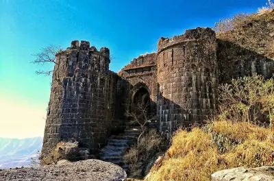 Wanderung zum Sinhagad Fort und Khadakwasla-Staudamm mit Essen
