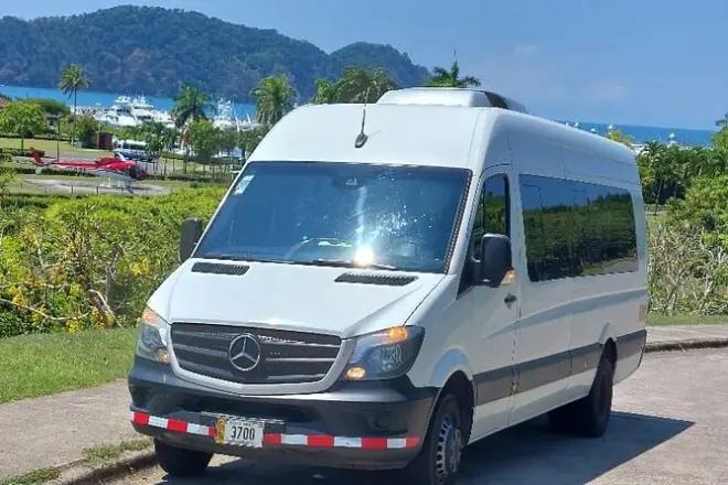 Da aeroporto Liberia a Tamarindo con trasferimento privato diretto