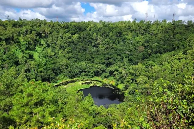 Mauritius Südwestküste: Vulkan, Wasserfälle & Teeplantage