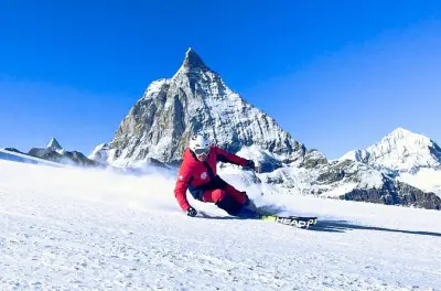 Matterhorn Private Skiing Day: Zermatt to Cervinia with Guide