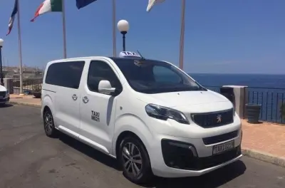 Táxi particular em Malta: Roteiro flexível com motorista local